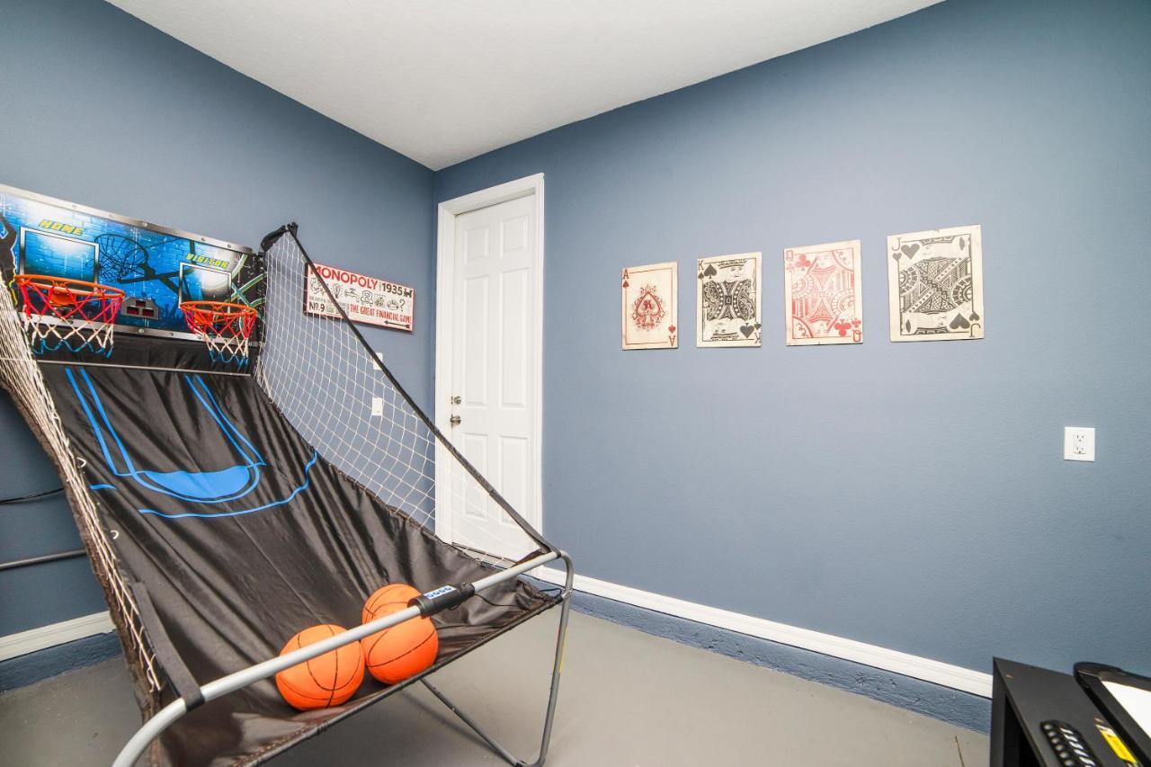 Private Pool, Game Room, Bbq & Free Water Park * Kissimmee
