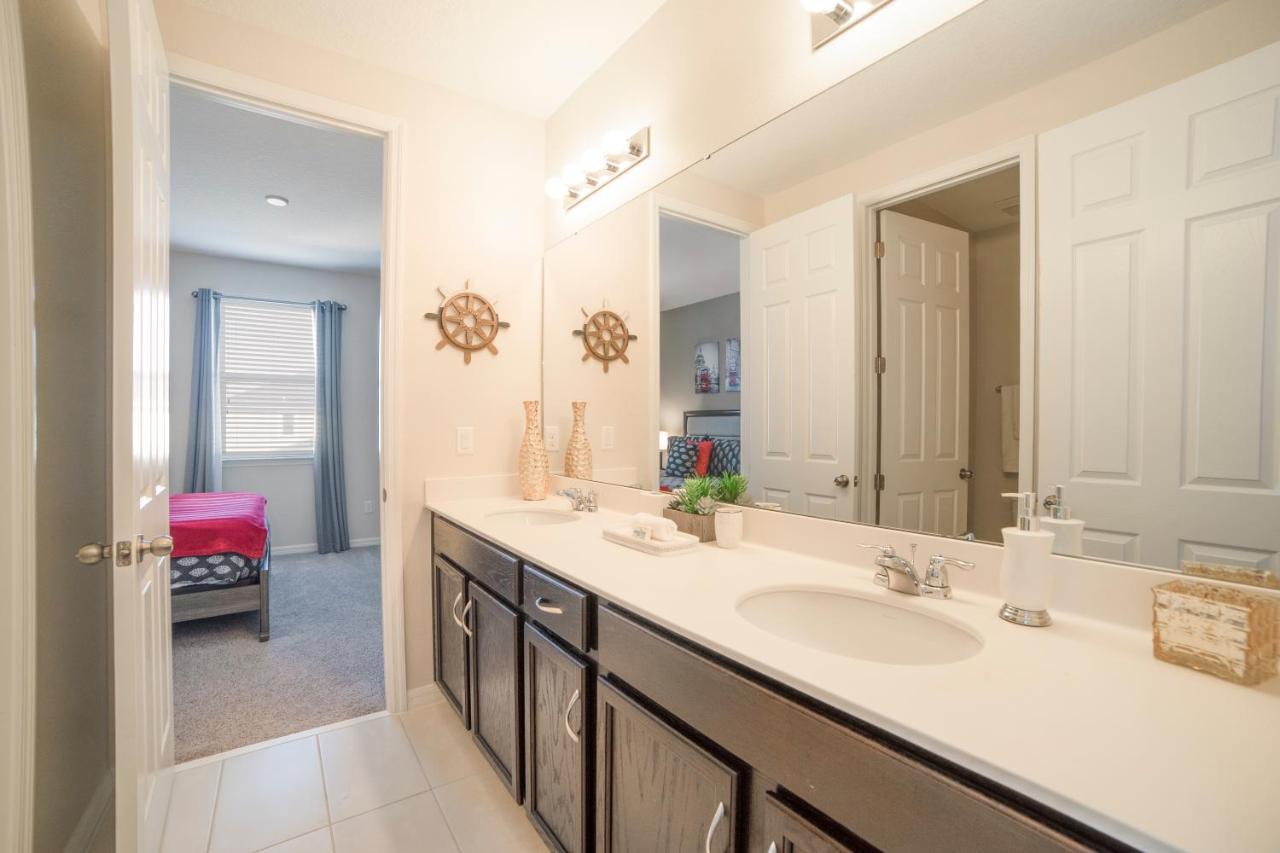Private Pool, Game Room, Bbq & Free Water Park * Kissimmee
